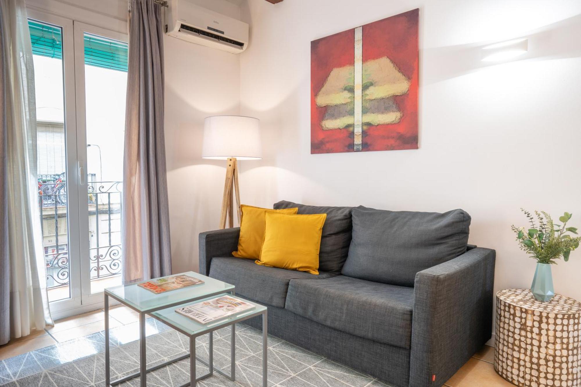 Feelathome Center Apartments Barcelona Bagian luar foto