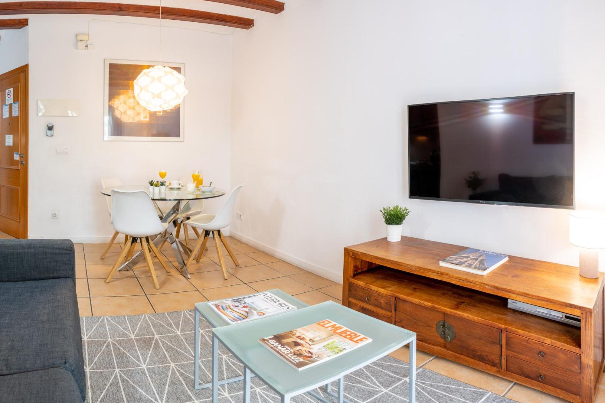 Feelathome Center Apartments Barcelona Bagian luar foto