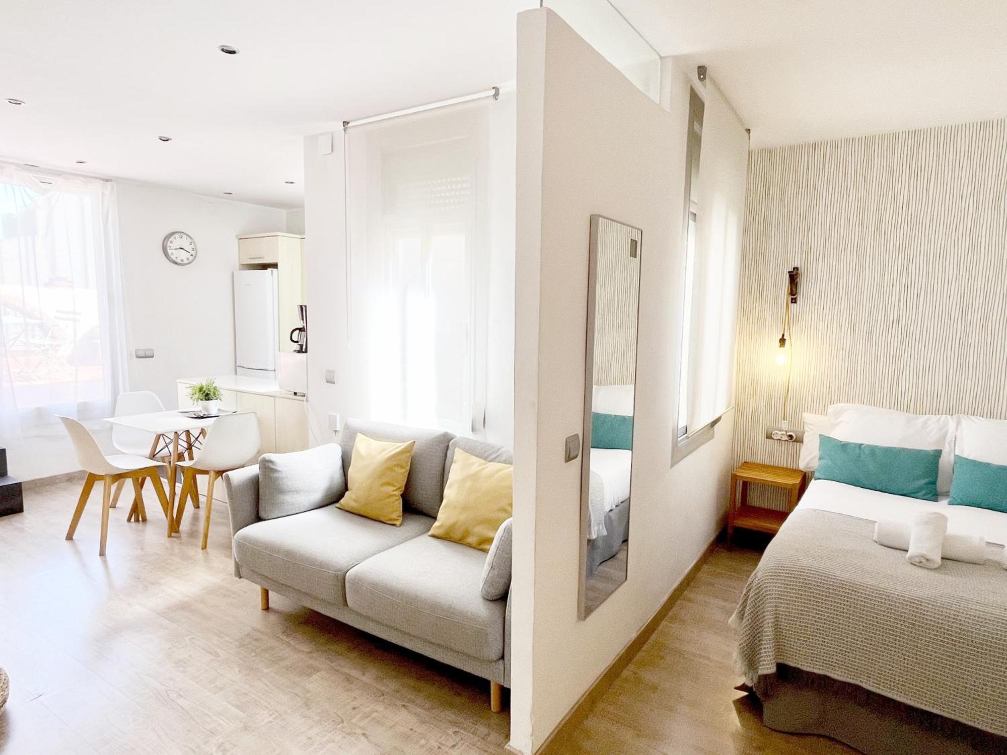 Feelathome Center Apartments Barcelona Bagian luar foto